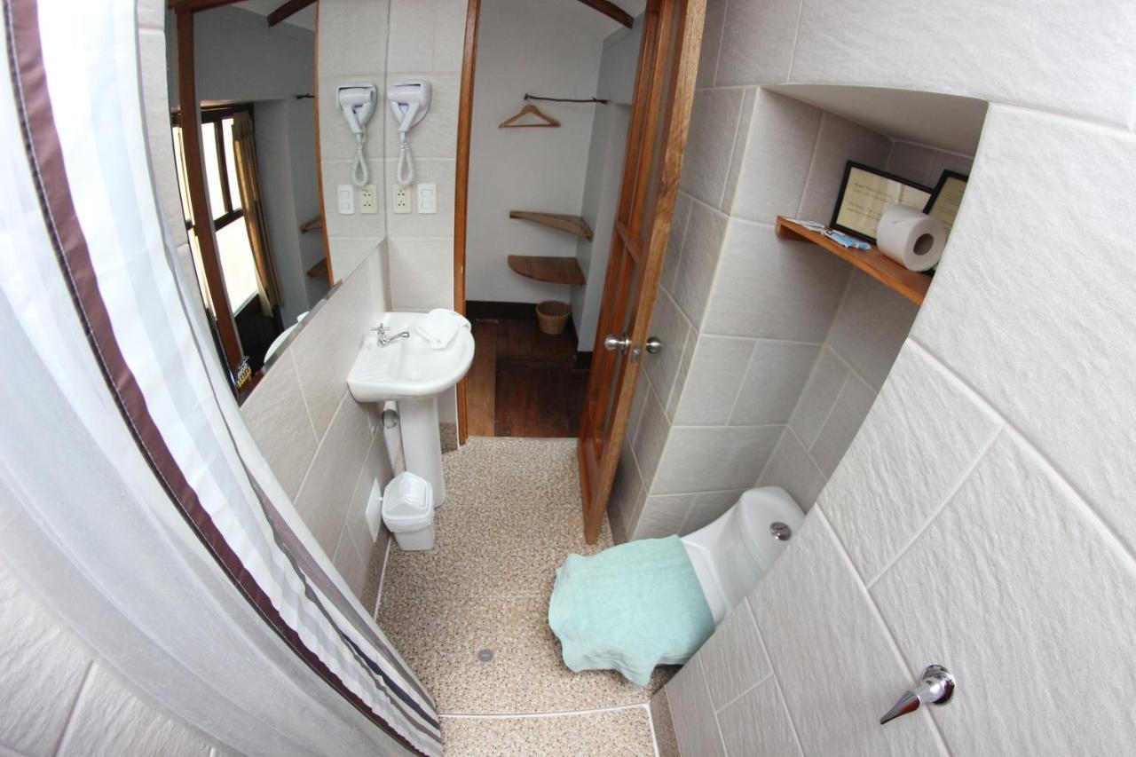 Hostal Iskay Ollantaytambo Bagian luar foto