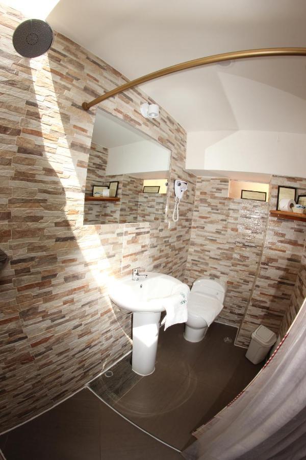 Hostal Iskay Ollantaytambo Bagian luar foto